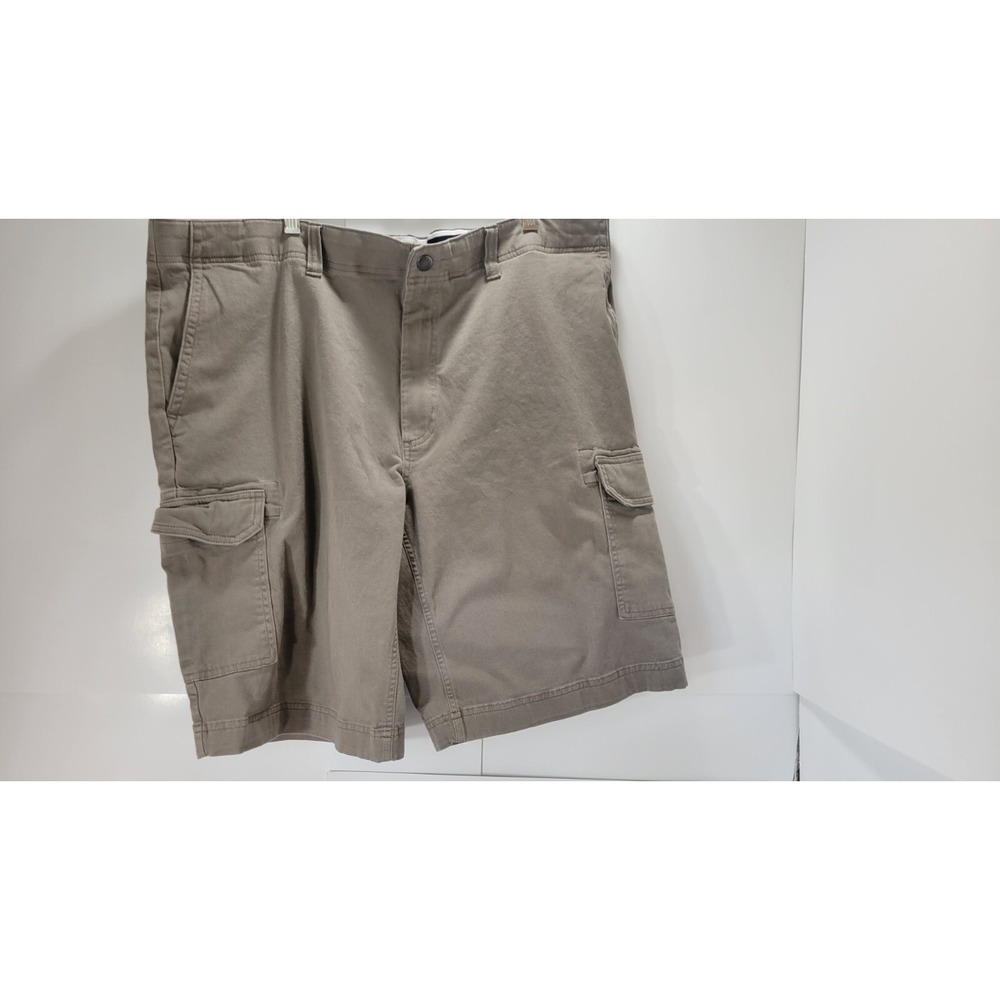 ROUNDTREE & YORKE Tan Comfort Waist" Shorts Size 42 Men's